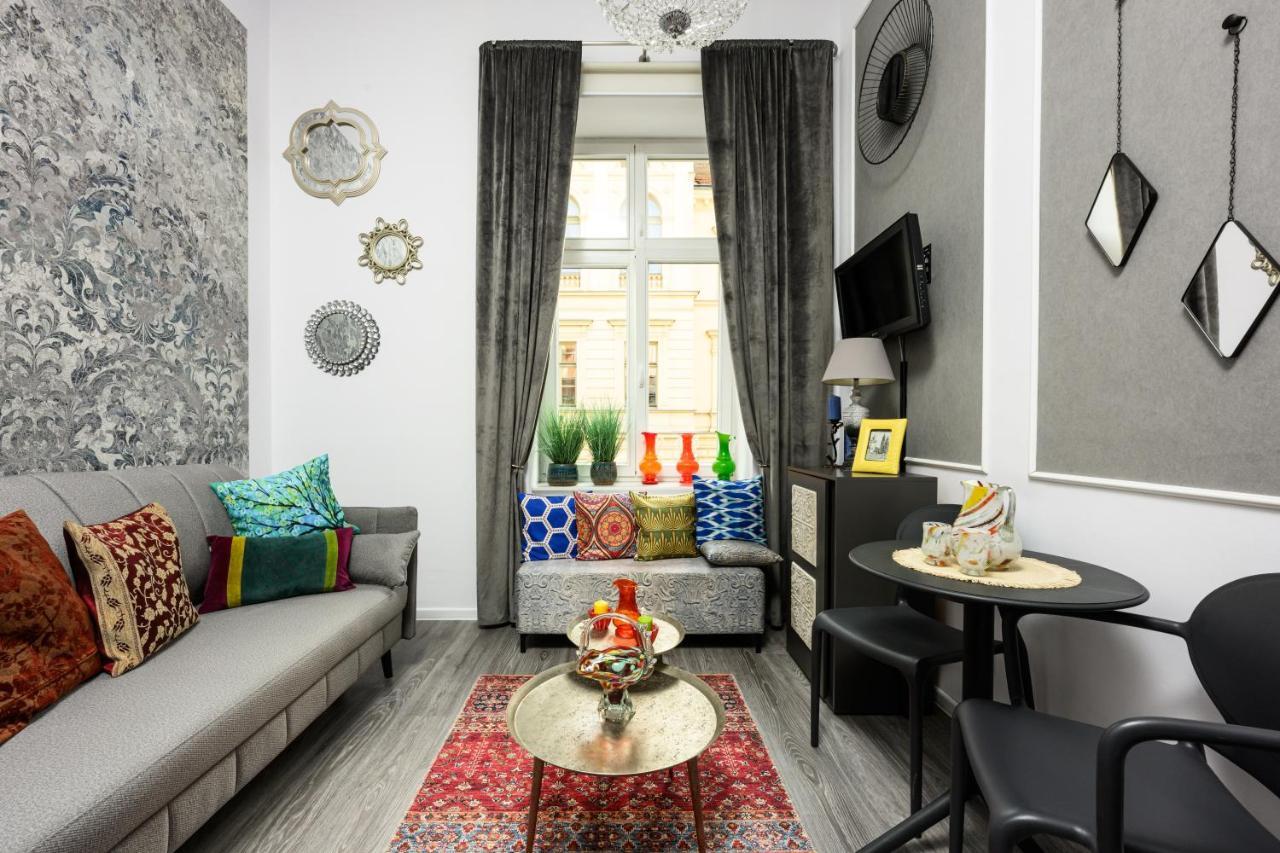 Native Apartments Studencka 25 Krakow Bagian luar foto