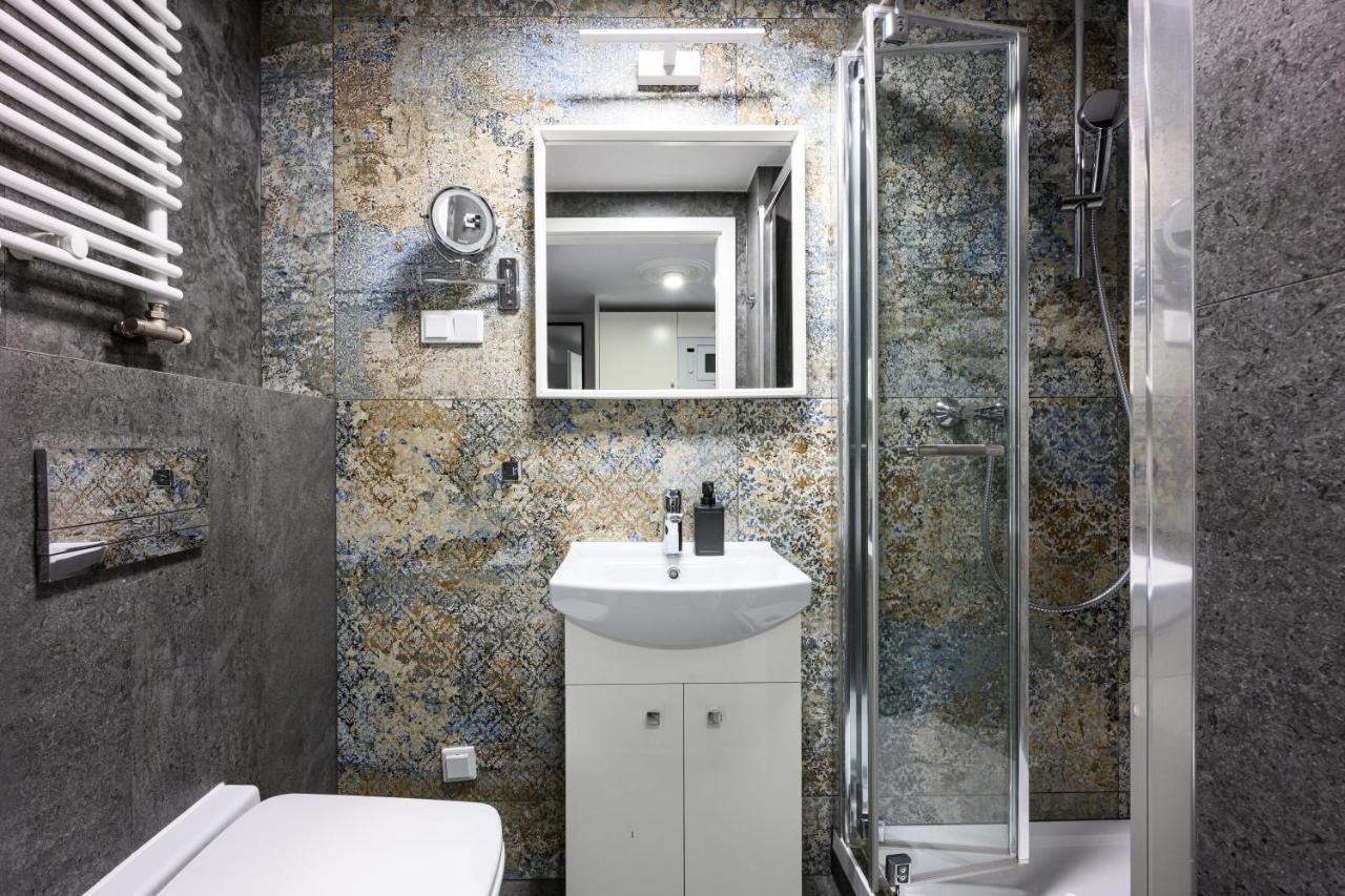 Native Apartments Studencka 25 Krakow Bagian luar foto
