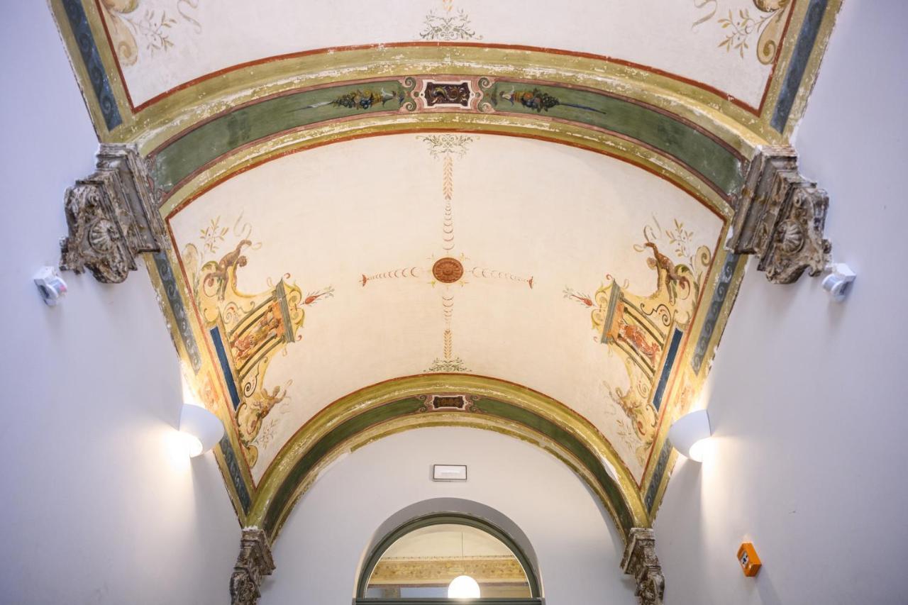 Native Apartments Studencka 25 Krakow Bagian luar foto